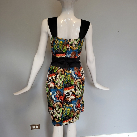 Hemet Classic Horror Monsters Dress, BNWT, Size M - Picture 3 of 7